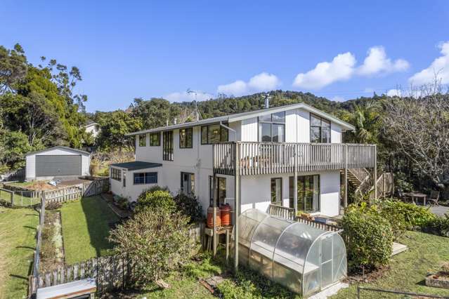 706 Huia Road Parau_3