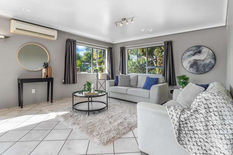 15 Bellfield Road Opaheke_12