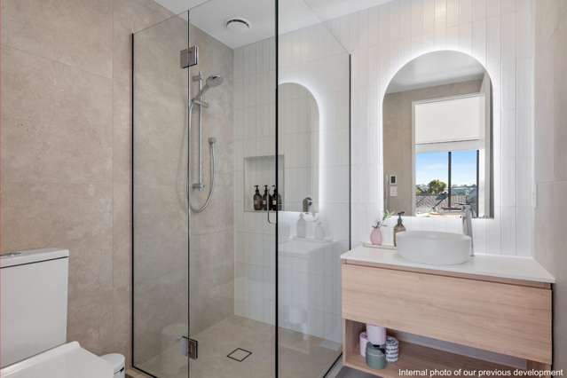 4/102 Leinster Road Merivale_3