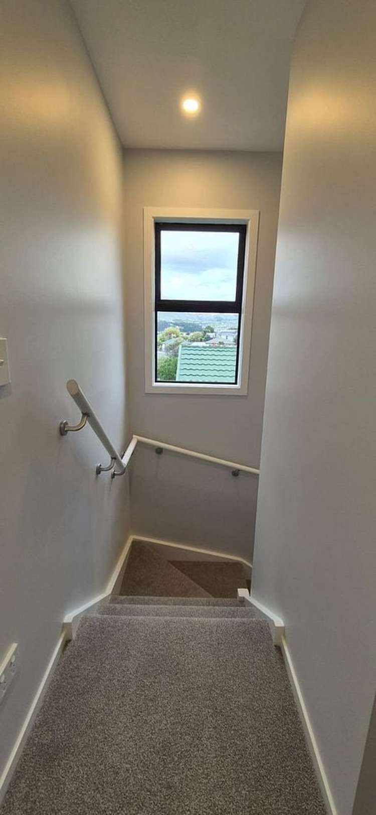 6 Woodcarver Lane Titahi Bay_10