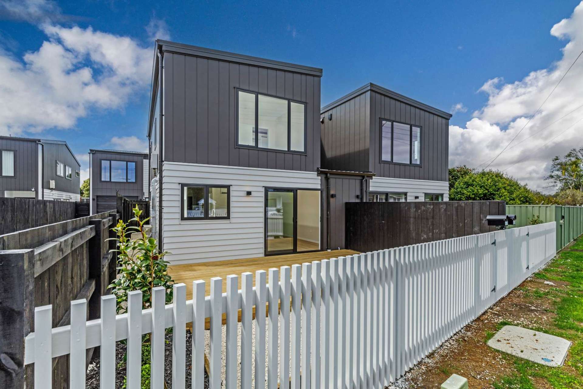 647B Te Atatu Road Te Atatu Peninsula_0