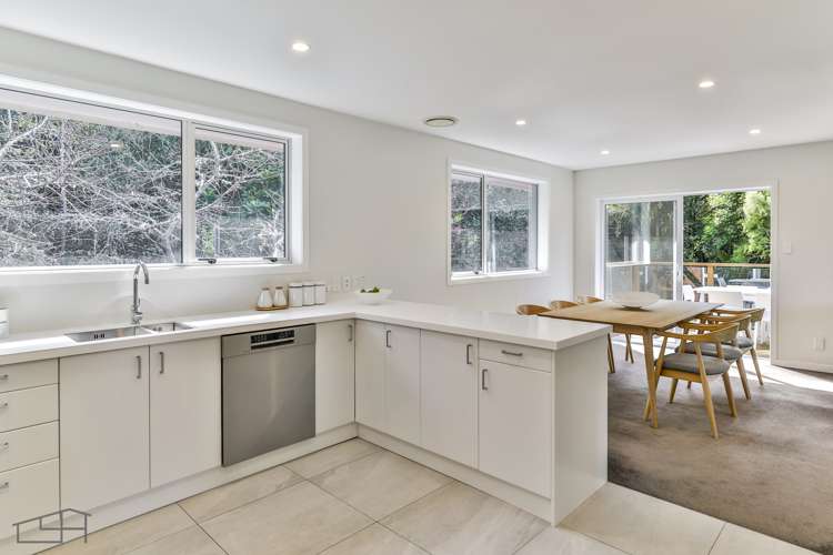 236a Scenic Drive Titirangi_14