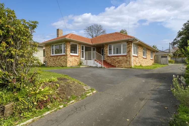 9 Simmonds Grove Greerton_0