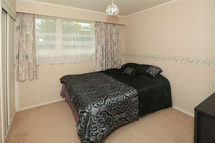 54 Acacia Crescent Glenview_7