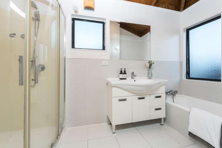 247A Great North Road Henderson_10