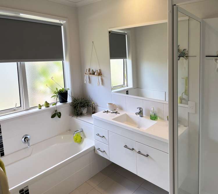 36 Plover Street One Tree Point_11