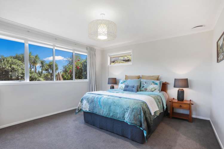 21 Carter Road Oratia_18