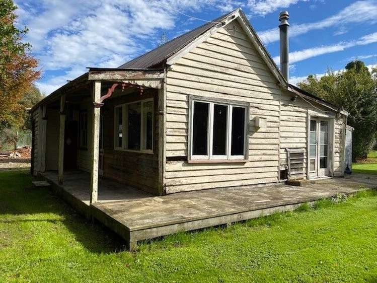 15 High Street Geraldine_10