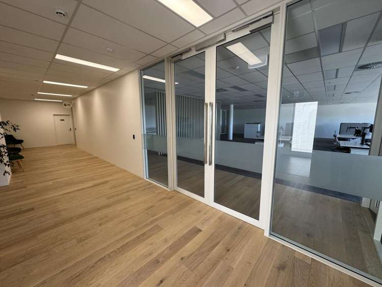 Level 1/81 The Esplanade Petone_1