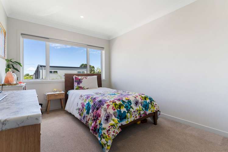 74 Paretaiuru Crescent Papakura_11