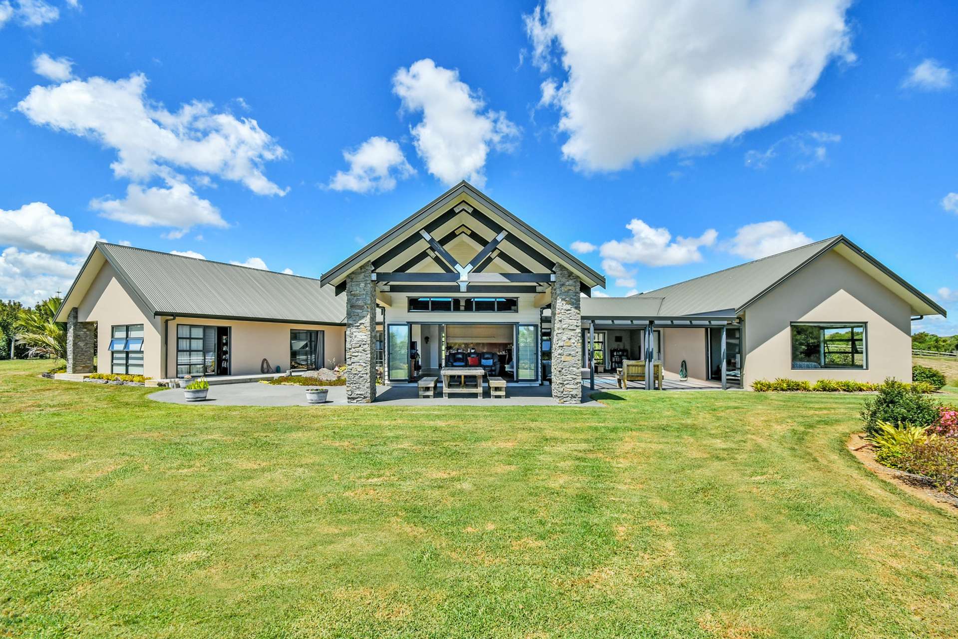 64 Bushlake Way Kingseat_0