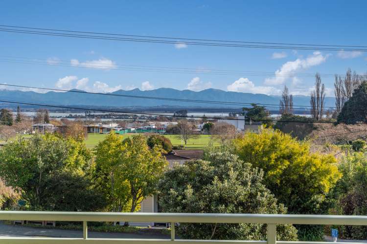 183 The Ridgeway Stoke_1