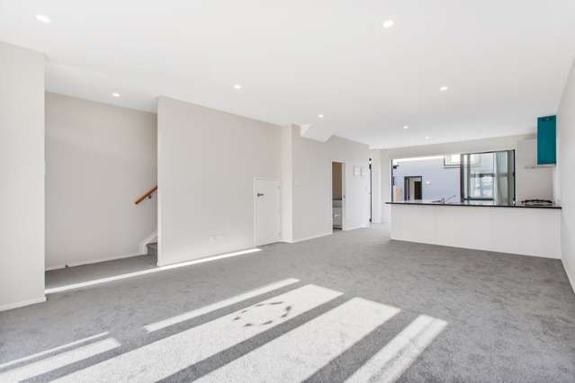 18b Hollowout Street Takanini_1