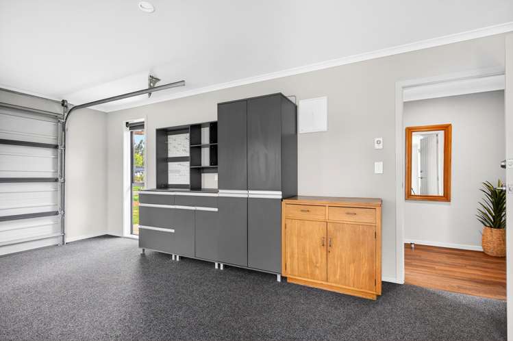 3 Redwood Lane Martinborough_21