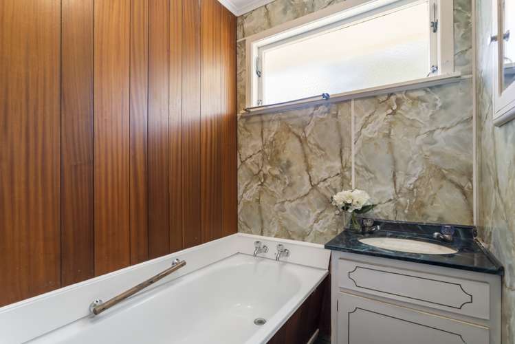 163 Edgewater Drive Pakuranga_14