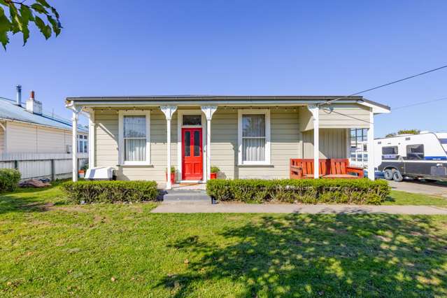 8 Russell Street Otane_1