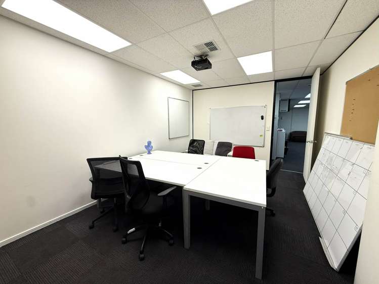 Unit D/483 Rosebank Road Avondale_13