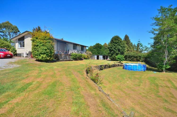 2 Peers Road Kaimai_12