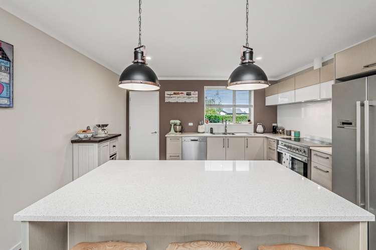 199 Southfield Drive Lincoln_5