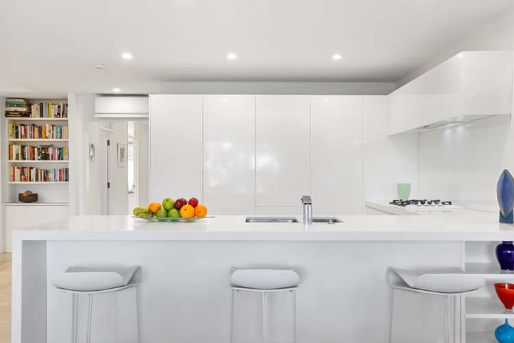 2/47 The Strand Takapuna_7