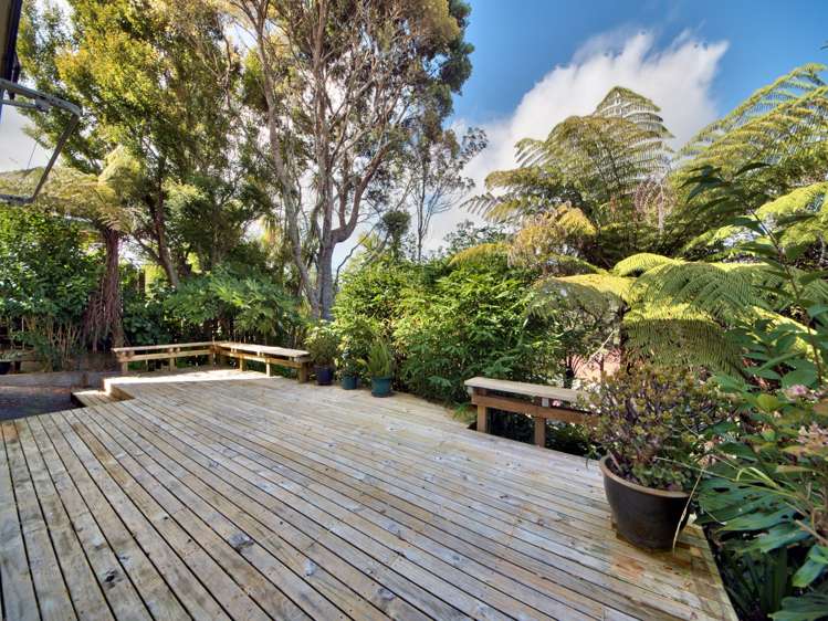 208 Golf Road Titirangi_5