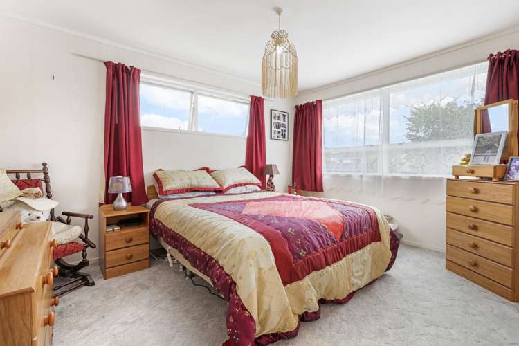 66 Hooker Avenue Chedworth_11