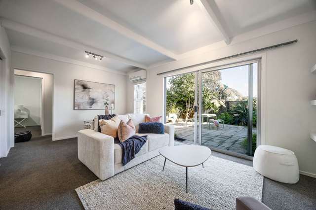 2/49 Watea Road Torbay_4