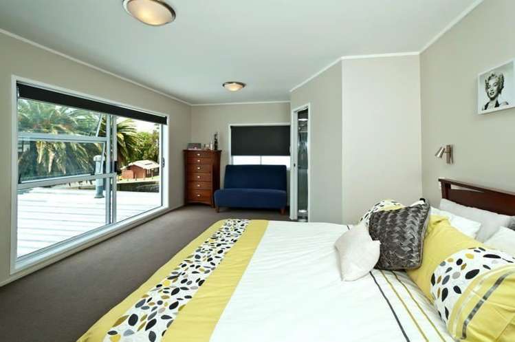 607 Beach Road Rothesay Bay_34