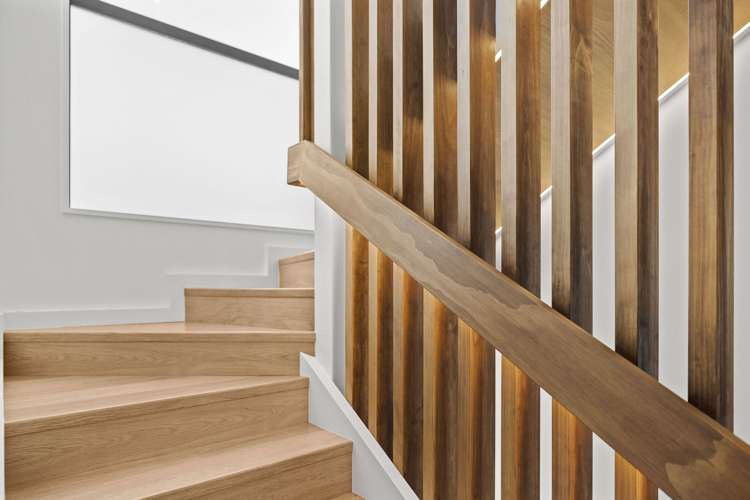 2/11 Carlton Mill Road Merivale_13