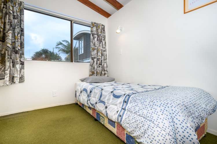 5 Erangi Place Bethells Beach_13