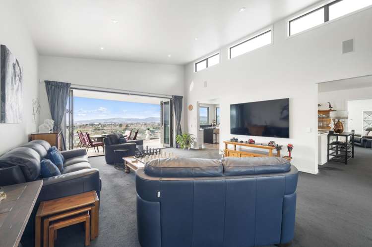 12 Linden Place Matipo Heights_21