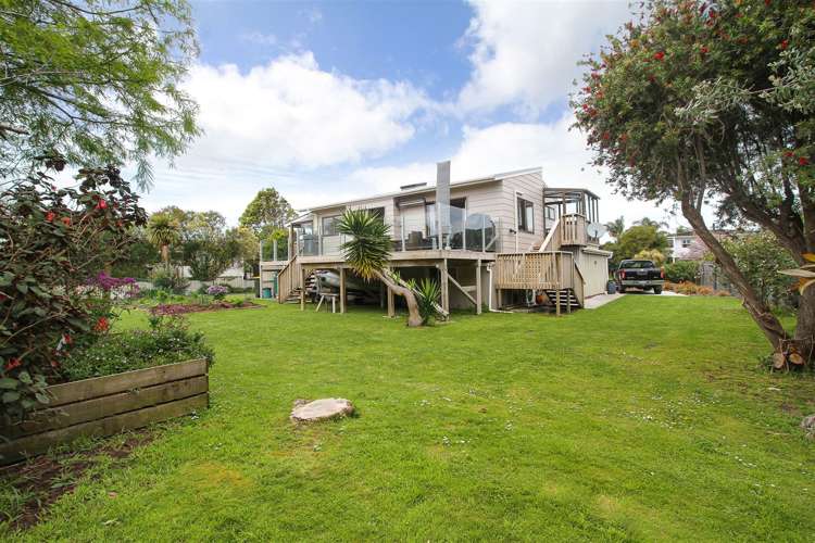 29 Taihiki Road Clarks Beach_18