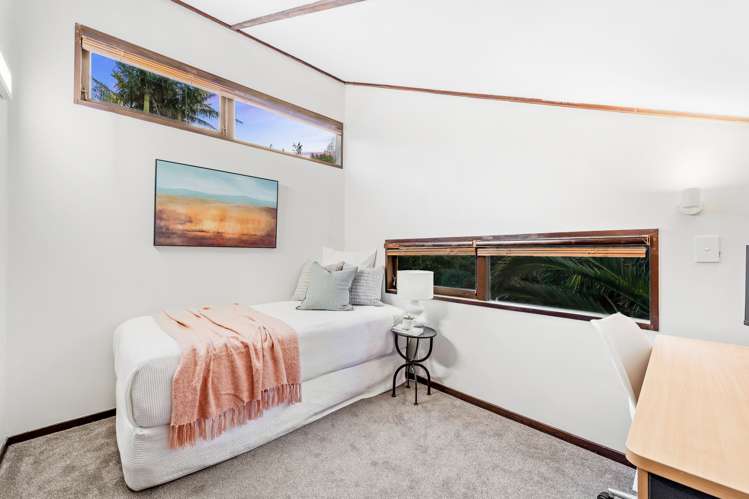 62 Parr Terrace Castor Bay_11