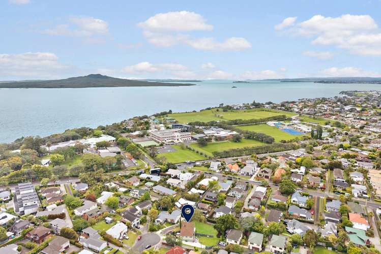 5 Fifeshire Street Belmont_13