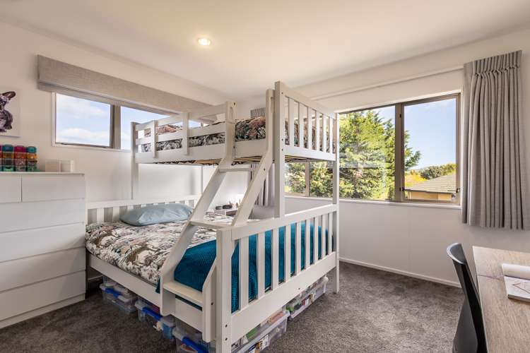 61 Quadrant Heights Paraparaumu_16