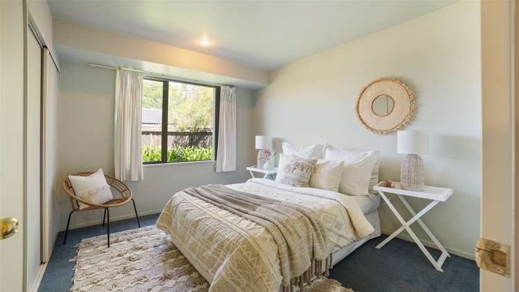 21 Springs Road Hornby_11