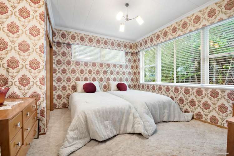 549 Beach Road Murrays Bay_18