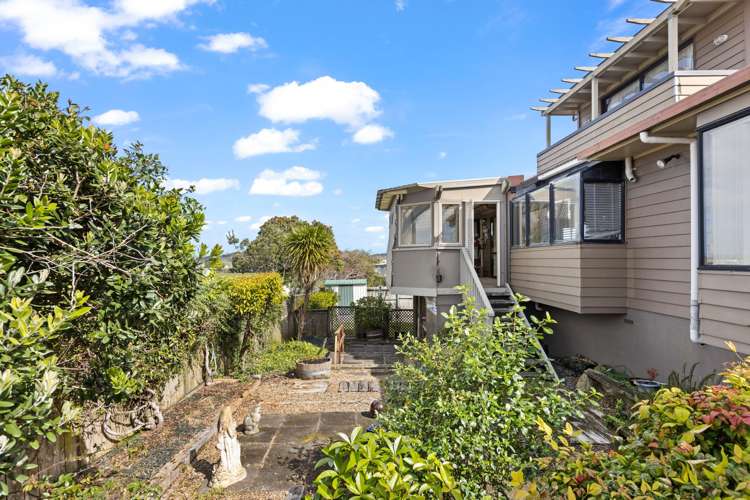 53 Alec Craig Way Gulf Harbour_22