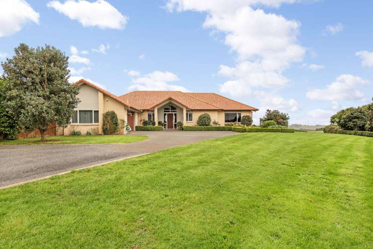 1400 Awhitu Road Pollok_15