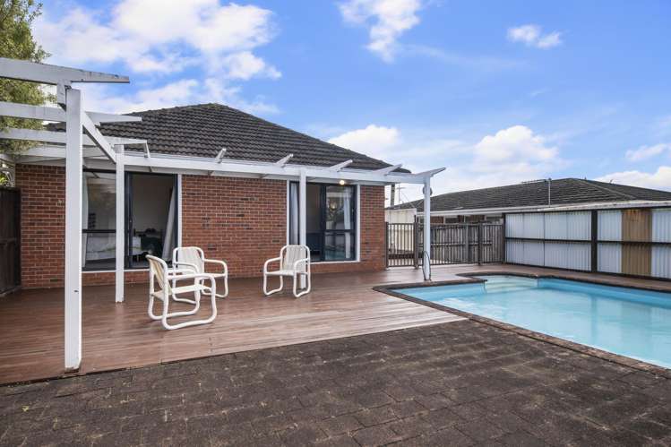 8 Kendrick Place Blockhouse Bay_14