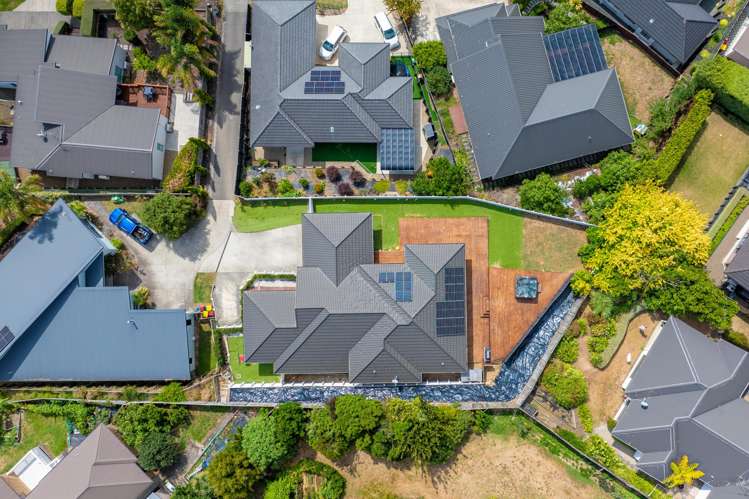 8 Heathfield Avenue Huntington_20