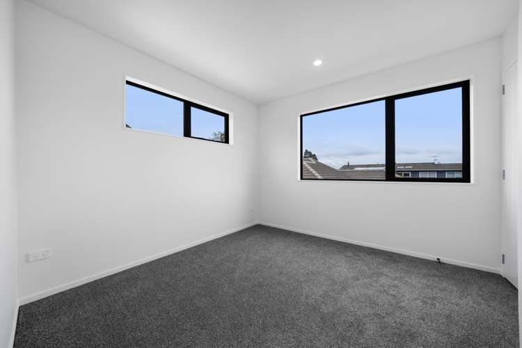 3/25 Swan Crescent Pakuranga_10
