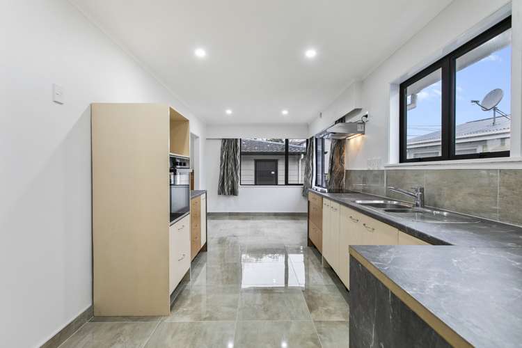 206 Russell Road Manurewa_1