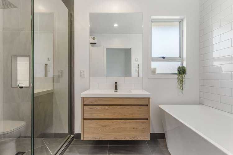 8 Reydon Place Cockle Bay_19