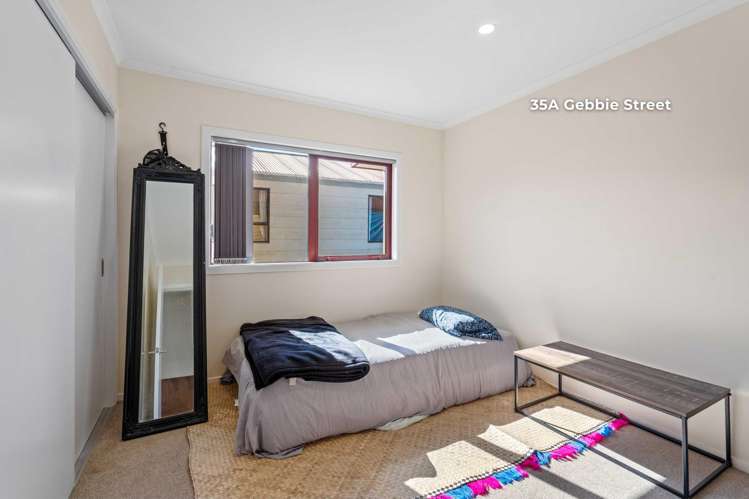 35 & 35A Gebbie Street Kinmont Park_27
