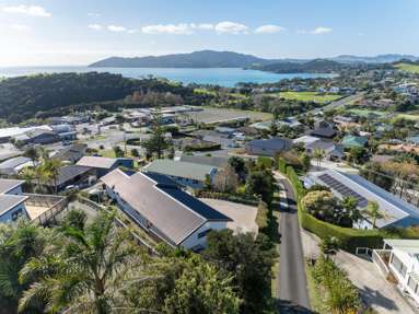 25 Cable Bay Block Road_3