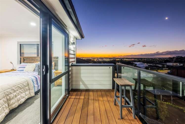 54 Armstrong Farm Drive East Tamaki Heights_21