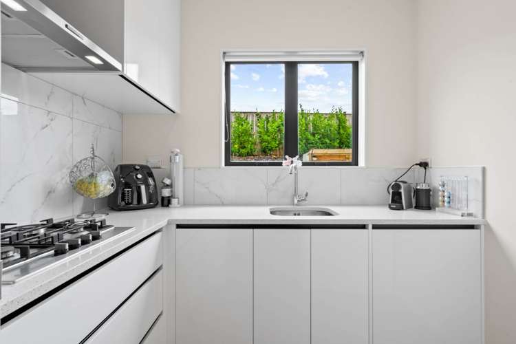 13 Lisnoble Road Flat Bush_5