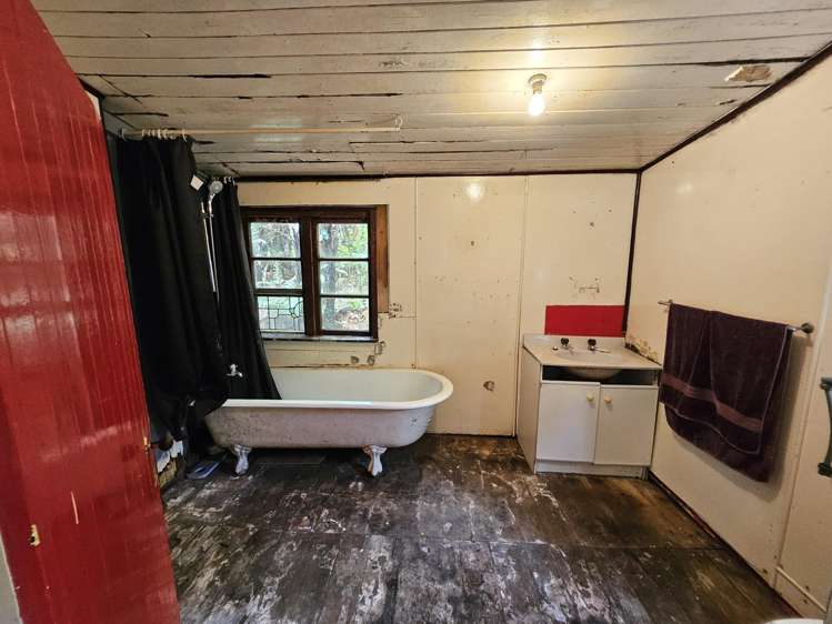 22 Herd Street Dunollie_5