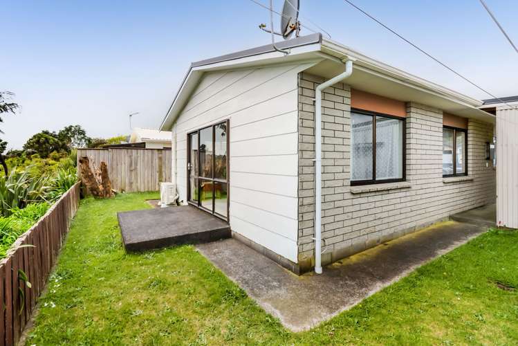 14a Marchant Place Westown_11